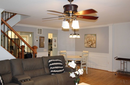 White Oak Casa | Spacious 3BR/2.5BA Home in White Oak, Silver Spring – Prime Location!