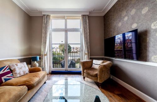 Thamesfield Apartamento | Spacious 3BR 2BH Apt with Garden in West Putney