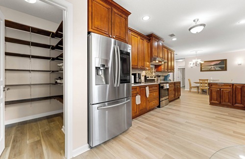Southside Casa | Spacious 3BR and Boat parking@ Central River Golf Club