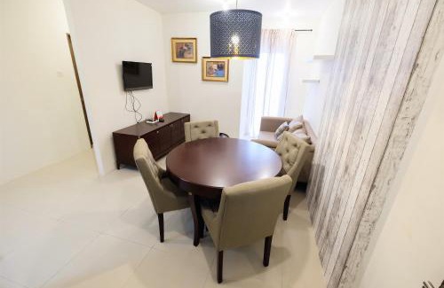 Jakarta Utara Apartamento | Spacious 3BR Apartment @ Northland Ancol Residence By Travelio