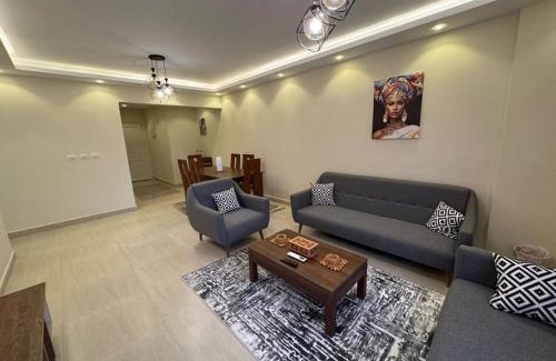 Sheikh Zayed City Apartamento | Spacious 3BR Apt, 2 Baths, Gated Community - 803