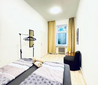 Grinzing Apartamento | Spacious 3BR Apt for up to 6P, 10Min to FAC Platz
