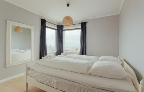 Torshavn Apartamento | Spacious 3BR Apt - Parking - Near City Center