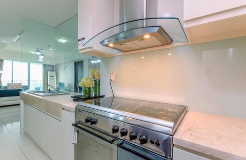 Bangka Apartamento | Spacious 3Br At Kemang Village Apartment