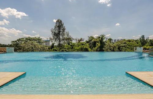 Sungai Buloh Apartamento | Spacious 3BR Condo in Residensi Suasana Damai