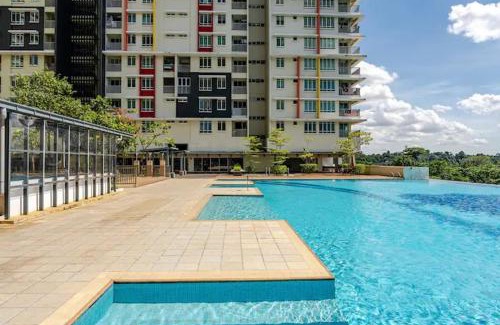Sungai Buloh Apartamento | Spacious 3BR Condo in Residensi Suasana Damai