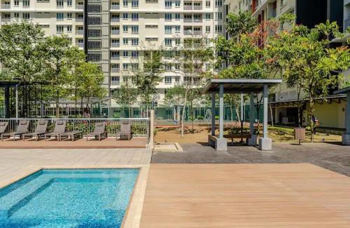 Sungai Buloh Apartamento | Spacious 3BR Condo in Residensi Suasana Damai