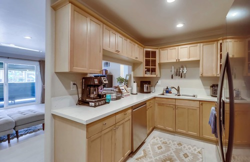 Chula Vista Condominio | Spacious 3BR Family Home: Free Pool/Tub & Parking