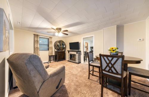 Miller Beach Casa | Spacious 3BR Home Firepit Grill