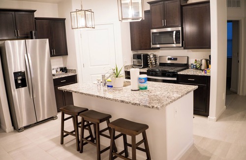 Tucson Casa | Modern 3BR Tucson Home - Pools, Playgrounds, AC in a Quiet Neighborhood