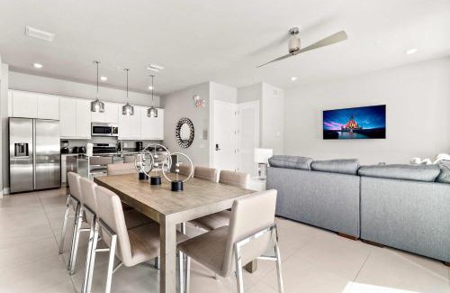 Reunion Apartamento | Spacious 3BR in Reunion Resort - Minutes from Disney!