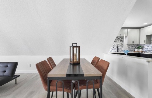 Oviedo Casa | Save 20%! 3BR Oviedo Gem Pets + Workspace