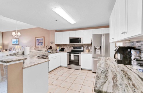 Fort Morgan Apartamento | Spacious 3BR Resort Condo Steps From Gulf Beach