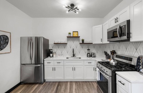 Germantown Casa | Luxury Home in Charming Philly with Ample Parking!