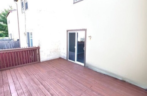 Pottsgrove Casa | Spacious 3BR Townhome Near King of Prussia