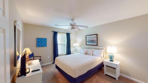 Pawleys Island Villa | Spacious 3BR Villa Groups of Six in Pawleys Island