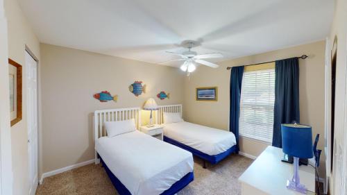 Pawleys Island Villa | Spacious 3BR Villa Groups of Six in Pawleys Island