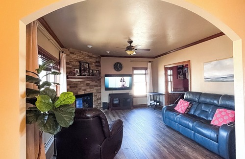 Ledgeview Casa | Spacious 4-bdrm home in prestigious De Pere - 20 min. from all major attractions