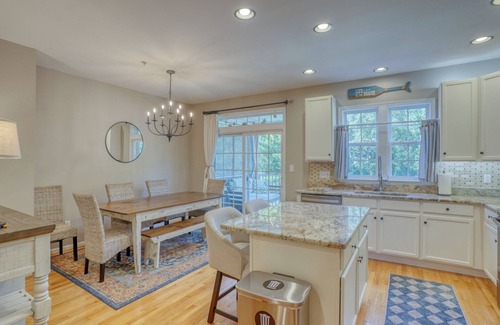 Long Neck Casa | Spacious 4-bed 3.5-bath Townhome in Long Neck with AC, Swimming Pool & Game Room
