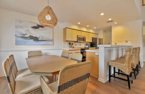 Sea Trail Casa | Spacious 4 bed/ 4 bath Villa on Golf Course