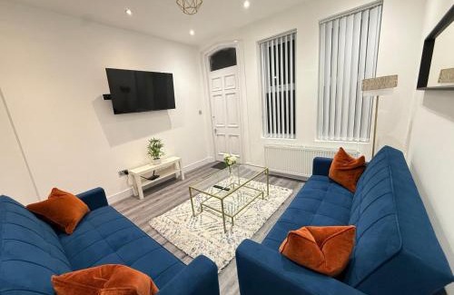 Sheffield Apartamento | Spacious 4 Bed 4 Bath Stay with Free Parking