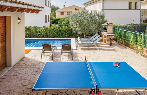 Marina Manresa Villa | Villa de 4 camas con piscina recientemente renovada, tenis de mesa, altavoz Bluetooth y aire acondicionado