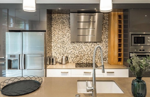 West Hill Apartamento | Spacious 4-Bed London Home near Wimbledon Village