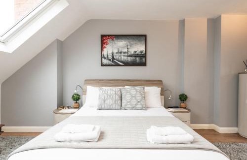 New Eltham Casa | Spacious 4-Bed House Direct Link to Central London Pass the Keys