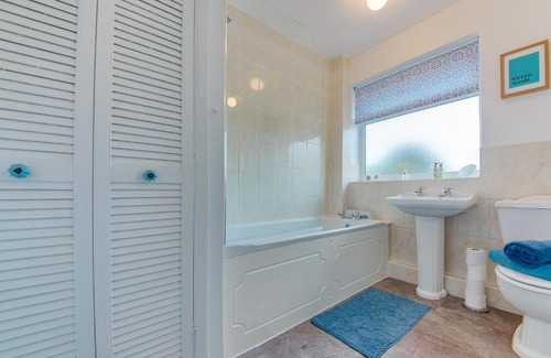Sheffield Casa | Spacious 4 Bed House w Office & Parking Nr Peaks