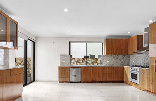 Aldinga Beach Casa | Spacious 4-Bedroom Home with Beachside Charm