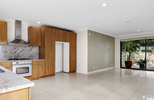 Aldinga Beach Casa | Spacious 4-Bedroom Home with Beachside Charm