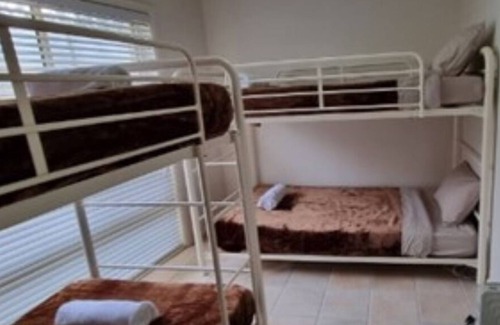 Soldiers Point Casa | Spacious 4 Bedroom Home, Private Beach Access