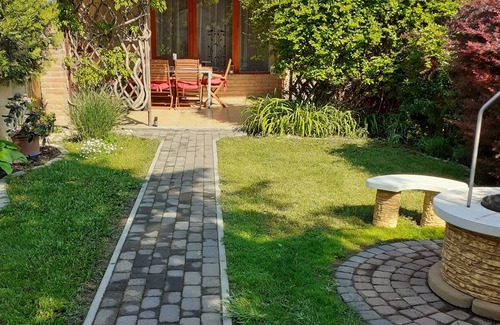 Hajduszoboszlo Casa | Spacious 4-bedroom house with AC and WiFi in superb Hajdúszoboszló