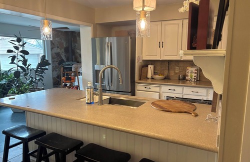 Canyon Rim Casa | Spacious 4-bedroom house with WiFi, outdoor patio, 5 min to Canyons, home office