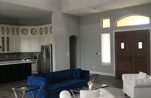 Horseshoe Bay West Casa | Spacious 4-bedroom house in charming Horseshoe Bay with AC, WiFi