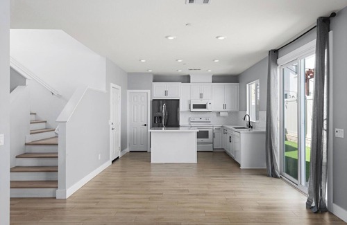 Valley Center Casa | Spacious 4-Bedroom Retreat with AC & WiFi in Scenic Valley Center