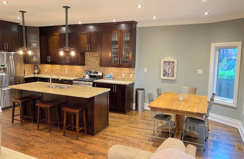 Old East York Casa | Spacious 4 Bedroom, 3.5 bath in Midtown