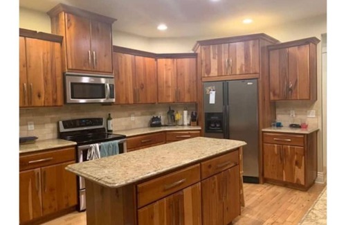 Southwest Ada County Alliance Casa | Spacious 4 Bedroom, 4 Bath With Hot Tub