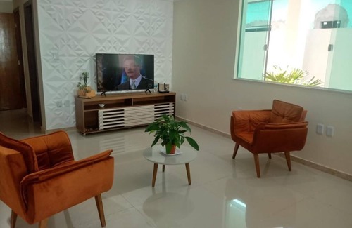 Arembepe Condominio | Spacious 4-bedroom, 5-bathroom condominium in gated community close to beach.