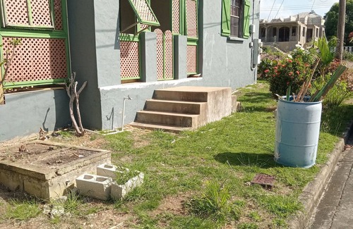Speightstown Apartamento | Spacious 4-bedroom apartment with AC, WiFi in phenomenal Bridgetown