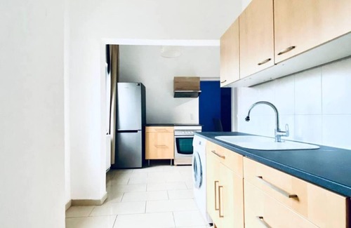 Liesing Apartamento | Spacious 4-Bedroom Apartment for Big Groups