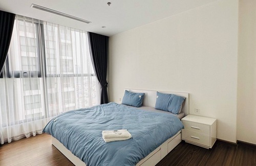 Hanoi Apartamento | Spacious 4-bedroom apartment in vinhomes skylake enchanting Hà Nội with AC,