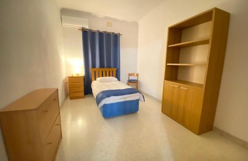 Mosta Apartamento | Spacious 4-Bedroom Apartment