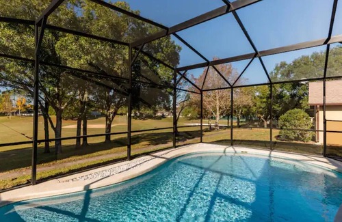 Indian Ridge Casa | Spacious 4-bedroom Dream Getaway Nr Disney! Own Pool & Modern Feel!