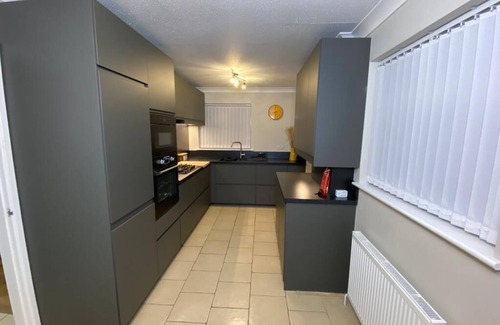 Colchester Casa | Spacious 4 bedroom house close to all the main activities in Colchester