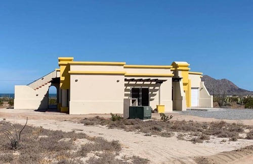 Rancho El Dorado Casa | ¡SPACIOUS 4-BEDROOM HOUSE FOR BAJA ADVENTURERS!