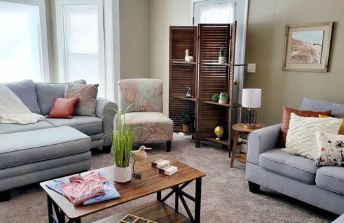 Tawas City Casa | Spacious 4-bedroom house in beautiful Tawas City blocks from the beach!