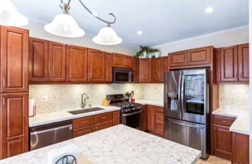 Ivey Ranch - Rancho Del Oro Casa | Spacious 4-bedroom house with hot tub and spa-like backyard. Home away from home