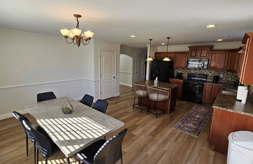 Woodruff Casa | Spacious 4-bedroom home in private nature