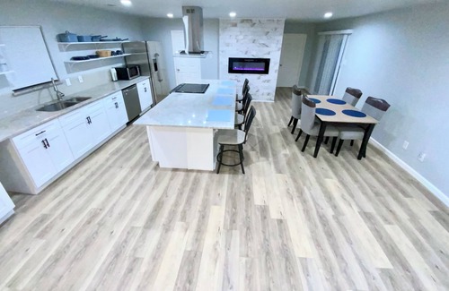 Garland Casa | Spacious 4 Bedroom Home with Pool & NO CLEANING FEE